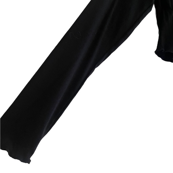 ⭐️ 5/$25 WhoIAm black ruched long-sleeved black crop top size 10 - Picture 2 of 7